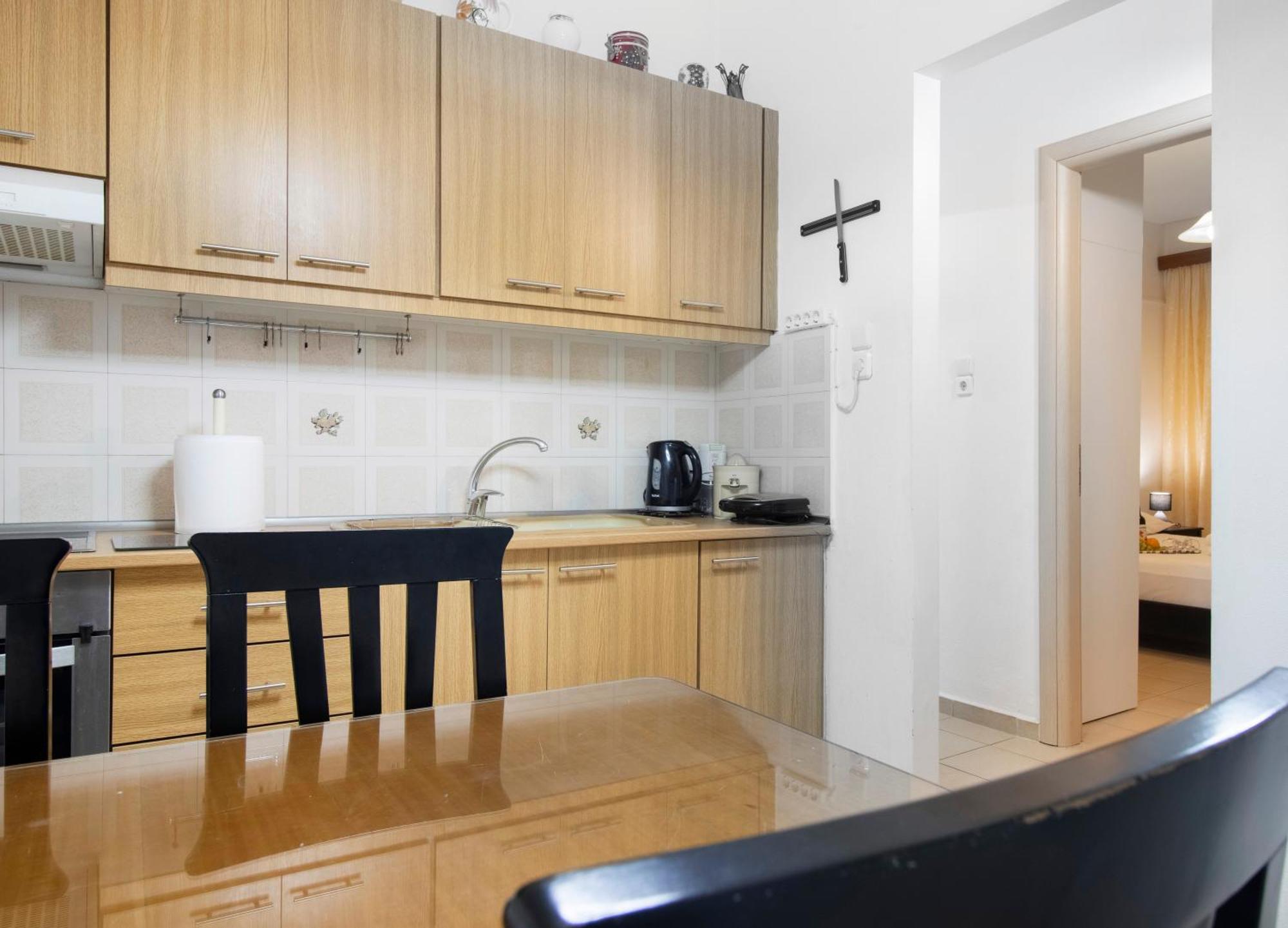 Appartamento Local Apt Near City Lights 1 Candia Esterno foto