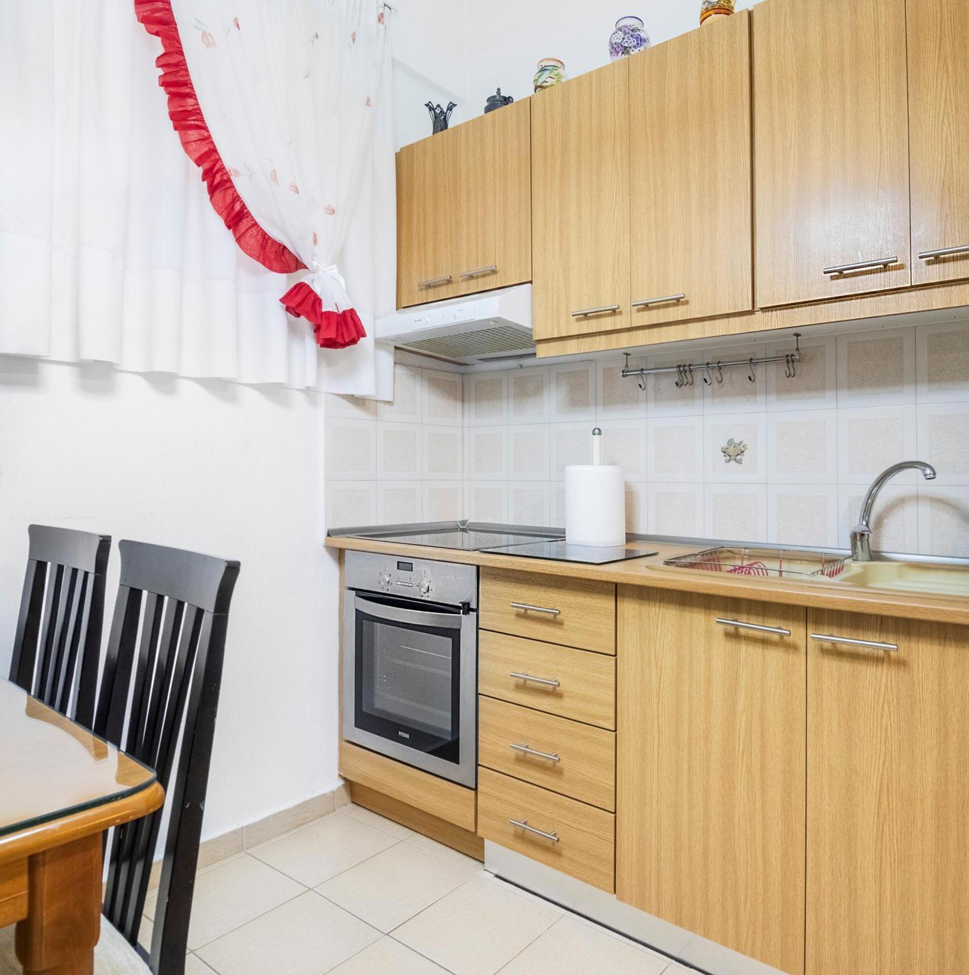 Appartamento Local Apt Near City Lights 1 Candia Esterno foto